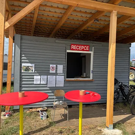 Woodcamp Moto Gp Campingplads